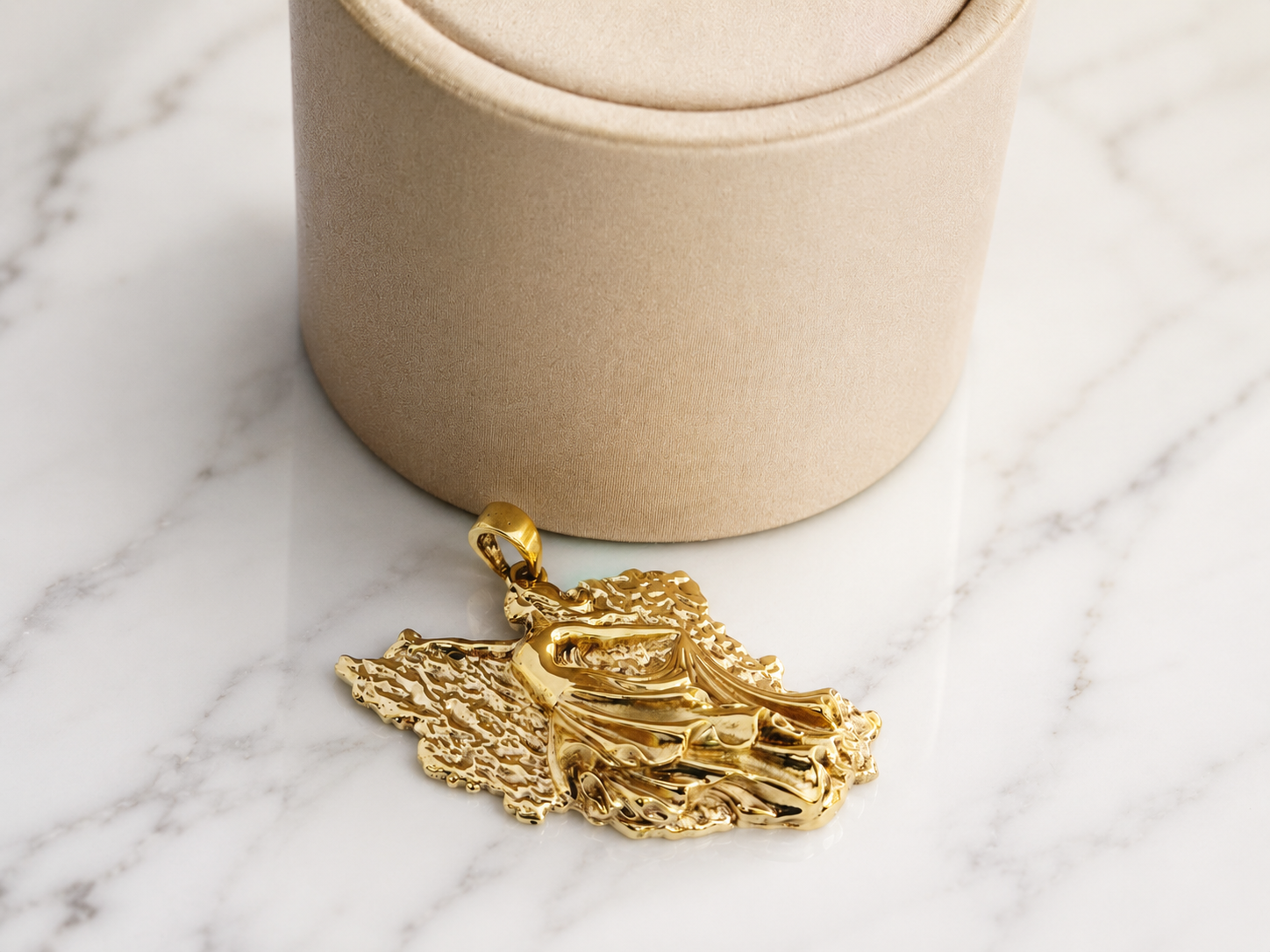 Iran Banoo Pendant
