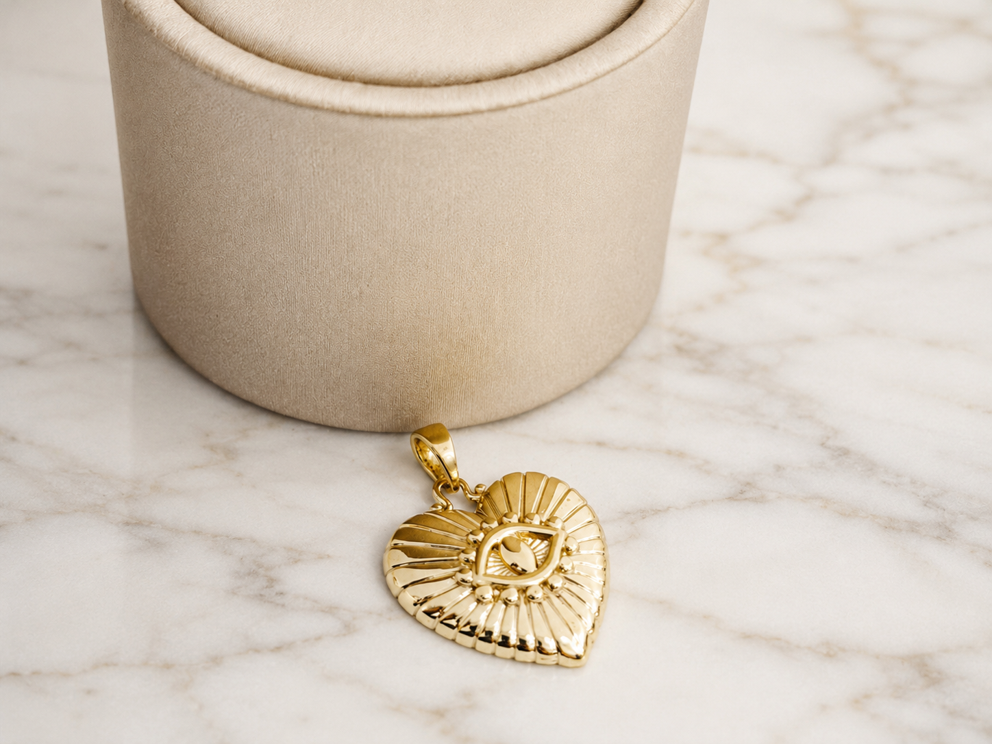 Heart Eye Pendant