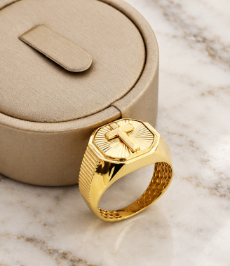 Men’s Cross Signet Ring