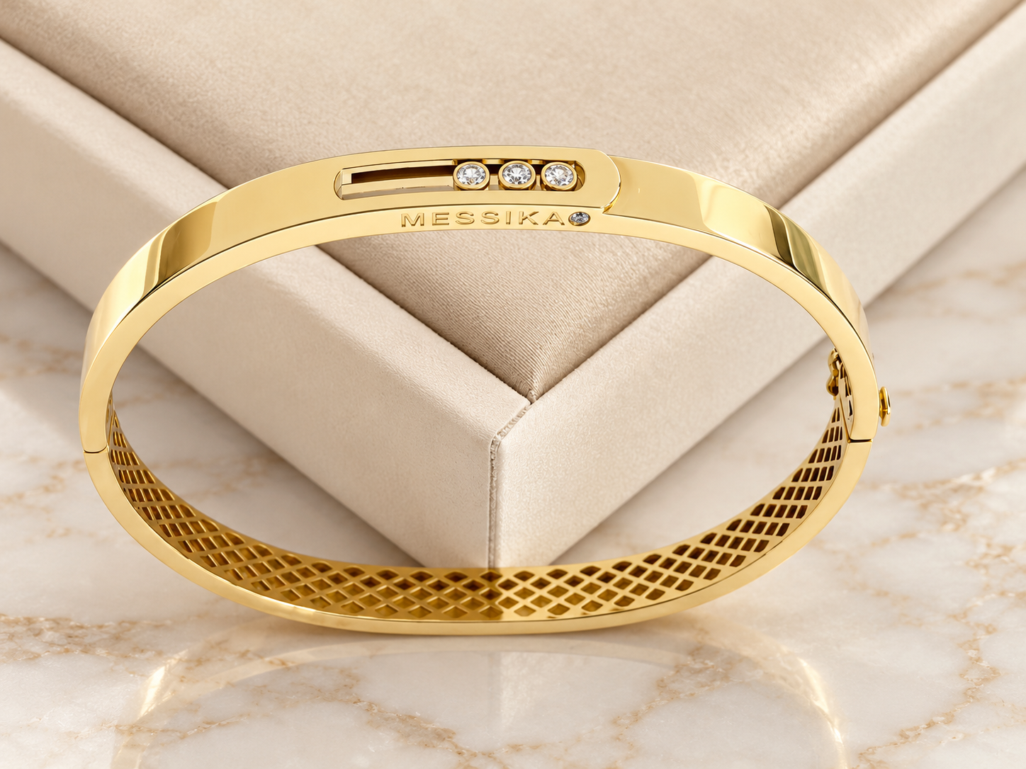 Sliding Bangle