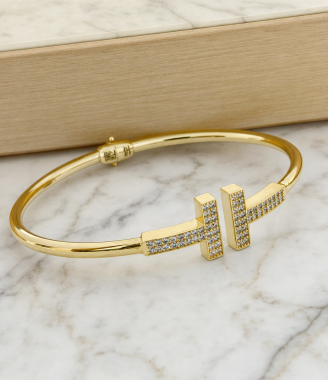 T-Motif Open Bangle Bracelet