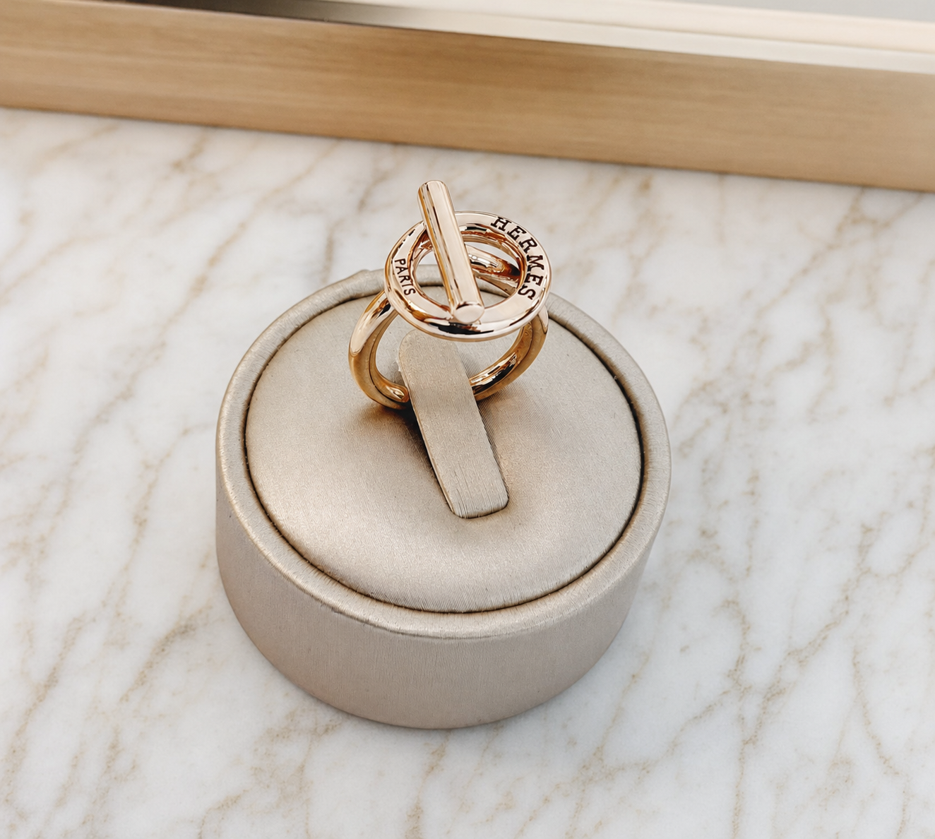 Toggle Ring