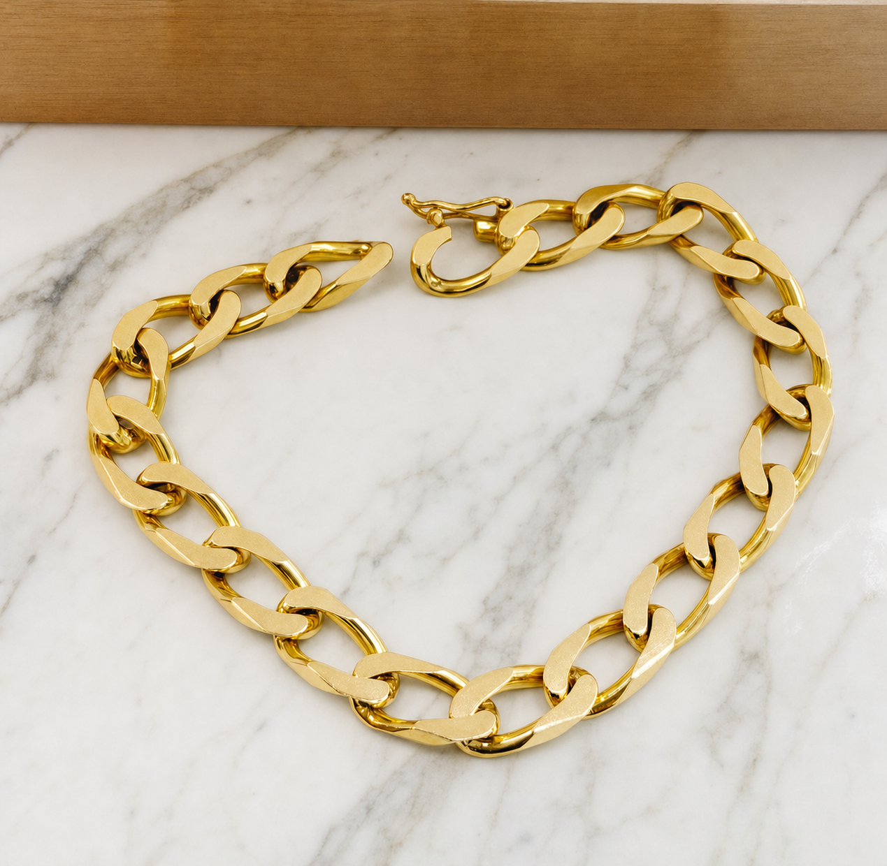 Solid Curb Link Bracelet